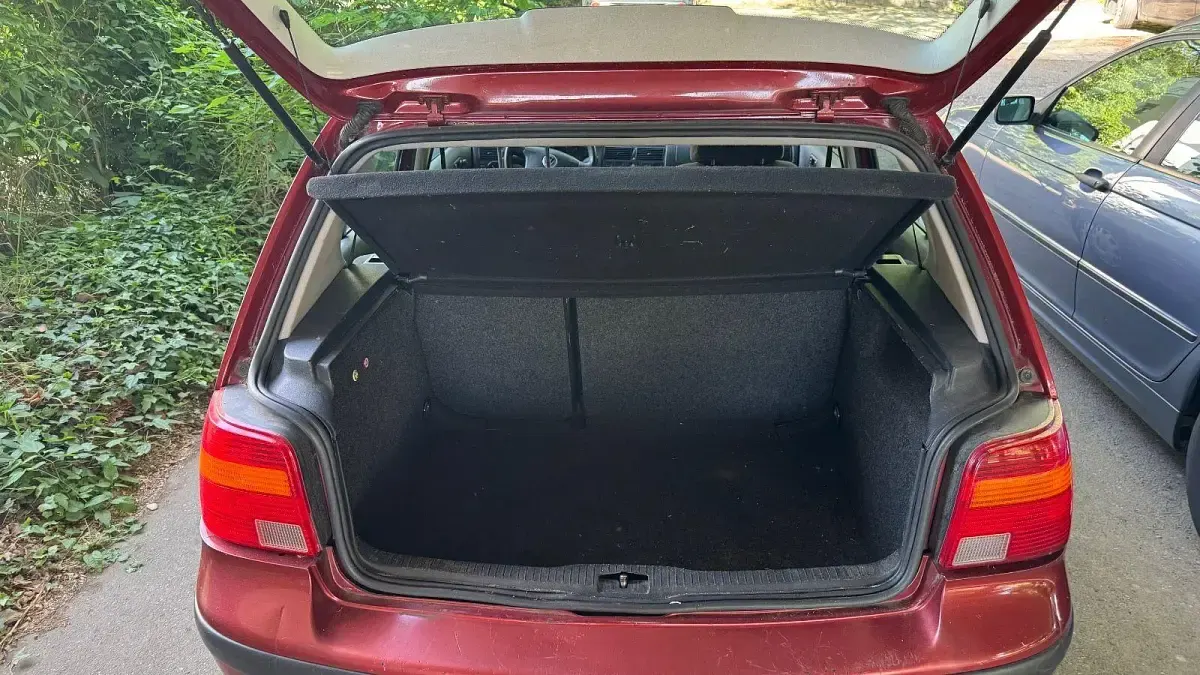 Gebraucht VW Golf III Basis 75 PS (55 kW) 1998 Rot Limousine