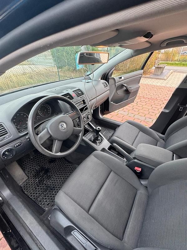 Gebraucht VW Golf IV 75 PS (55 kW) 2003 Schwarz Limousine