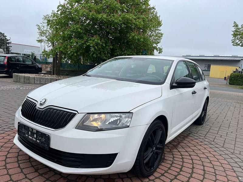 Candyweiss Gebraucht 2014 Skoda Octavia Active Kombi | 3.800 € (Etwas zu teuer) - Bild 1/4
