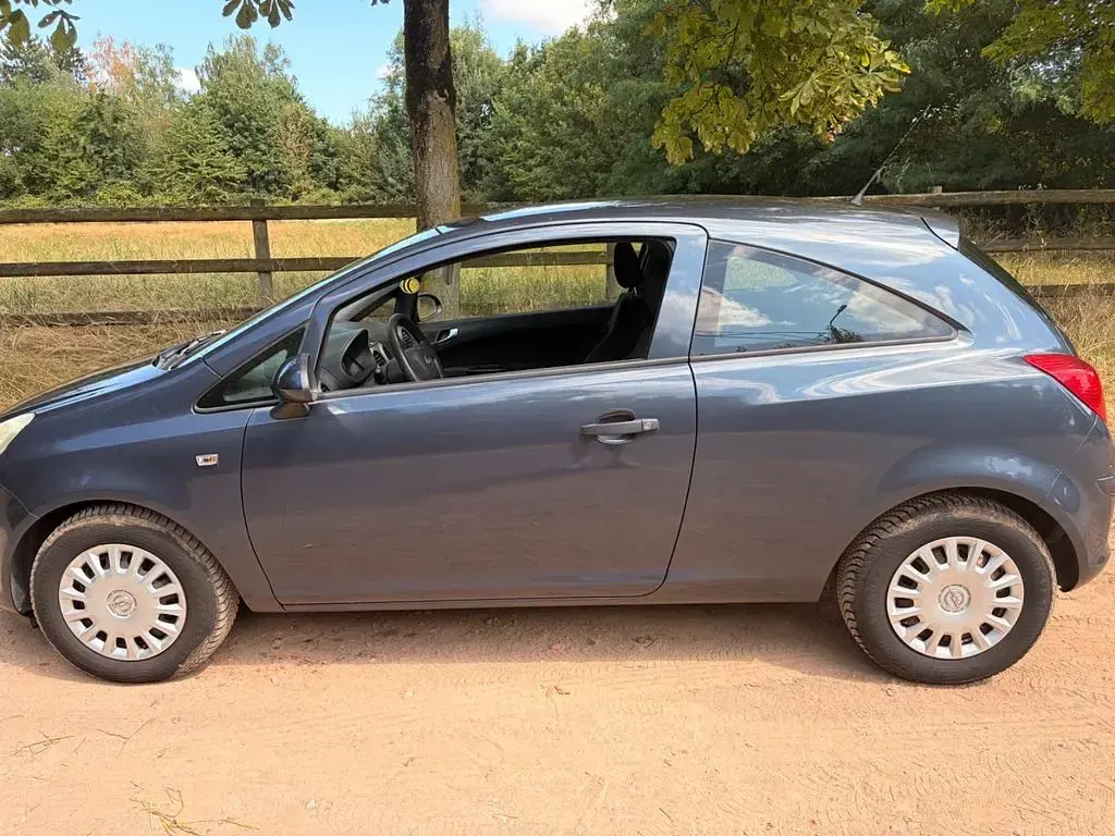 Gebraucht Opel Corsa Innovation 60 PS (44 kW) 2009 Blau Kleinwagen