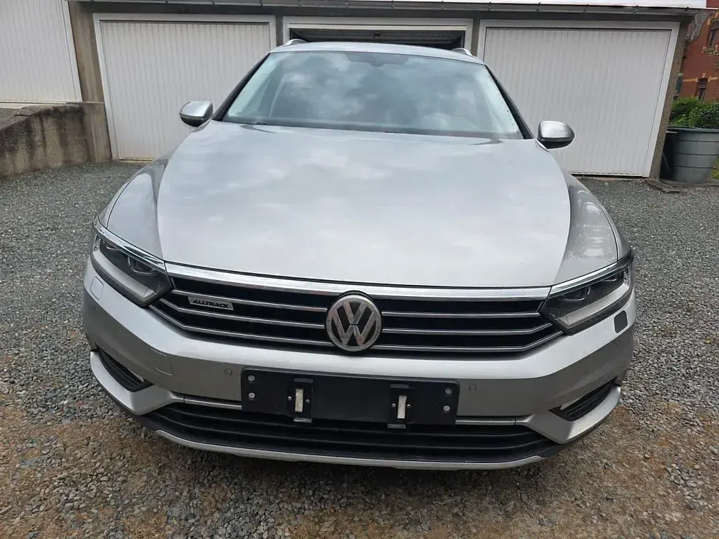 Gebraucht VW Passat Alltrack 150 PS (110 kW) 2016 Grau Kombi