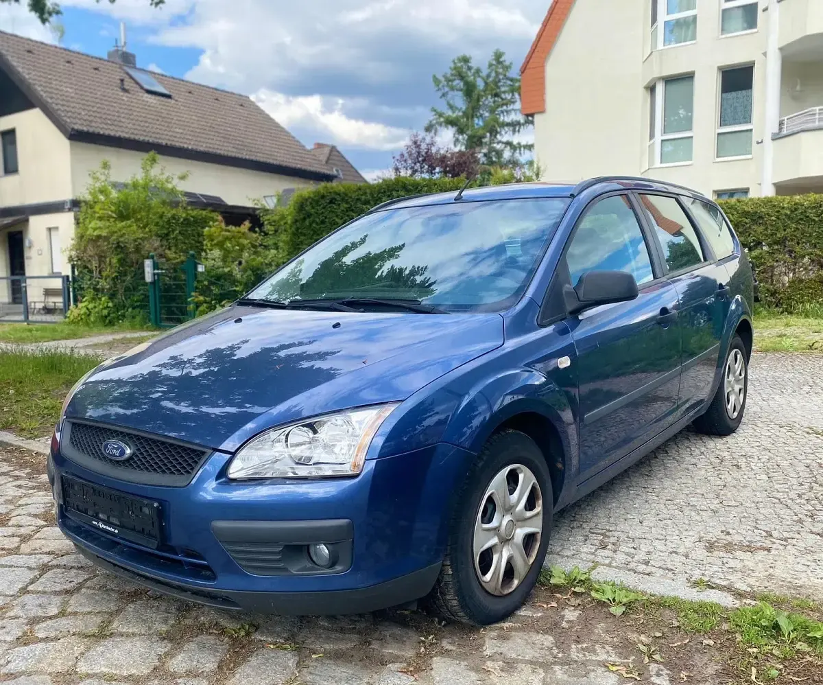 Gebraucht Ford Focus 100 PS (73 kW) 2006 Blau Kombi
