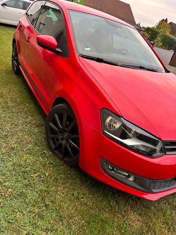 Rot Gebraucht 2010 VW Polo Comfortline Kleinwagen | 4.599 € (Guter Preis) - Bild 1/4