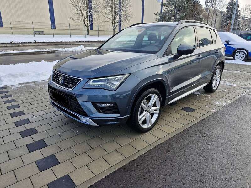 Grau Gebraucht 2020 Seat Ateca FR SUV | 25.900 € (Fairer Preis) - Bild 1/4