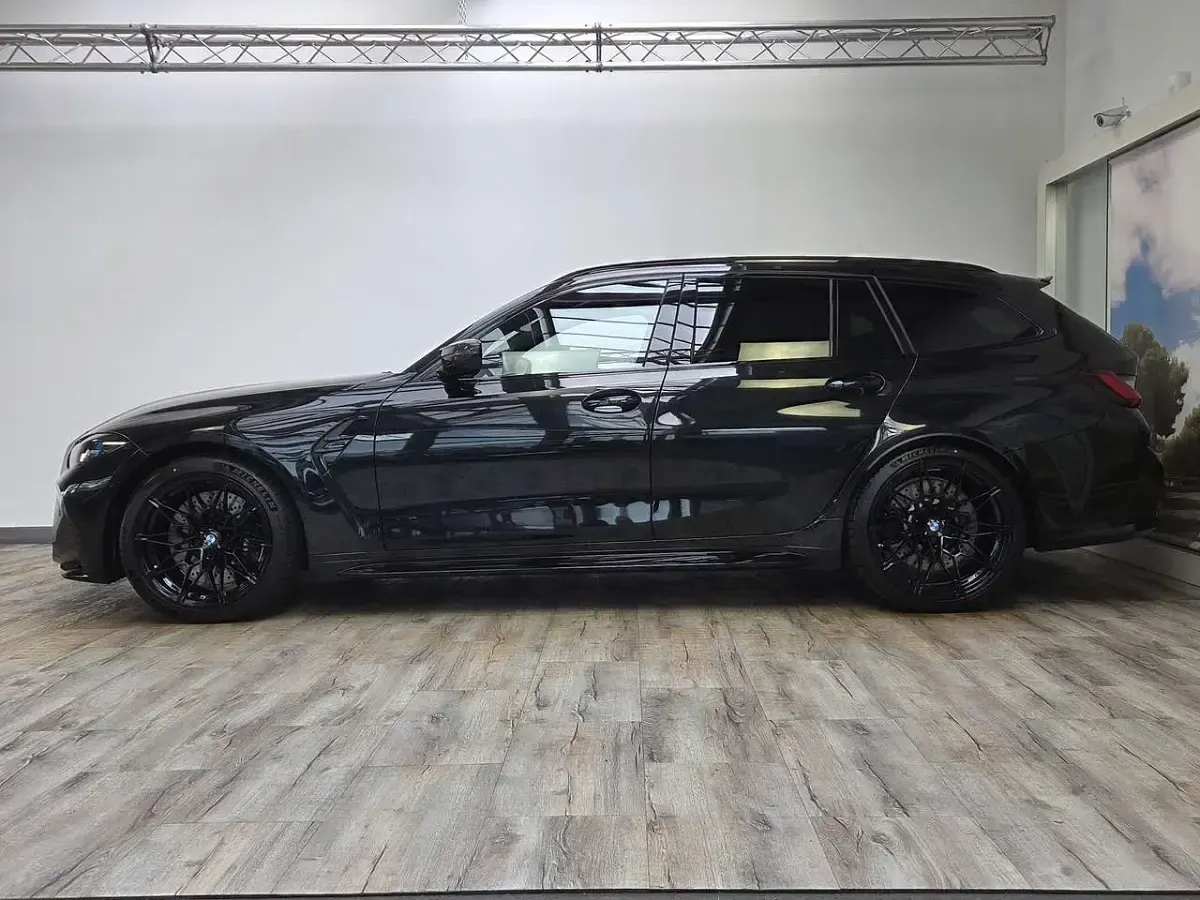Gebraucht BMW M3 Shadowline 530 PS (389 kW) 2026 Black sapphire metallic Kombi