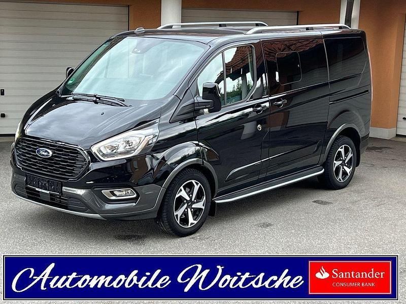 Schwarz Gebraucht 2022 Ford Tourneo Custom Active Van / Kleinbus | 42.900 € (Guter Preis) - Bild 1/4
