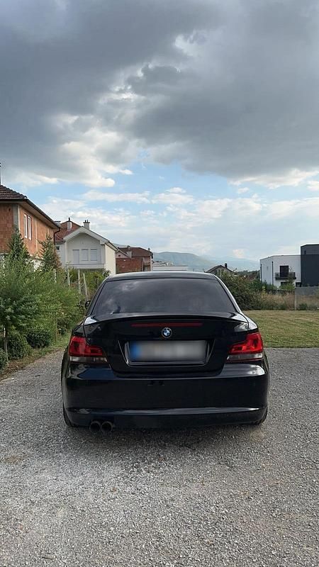 Gebraucht BMW 120 Coupé 177 PS (130 kW) 2011 Schwarz Coupé