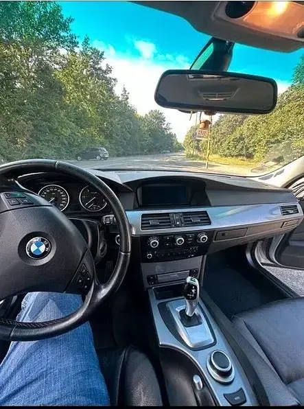 Gebraucht BMW 530 245 PS (180 kW) 2009 Silber Limousine