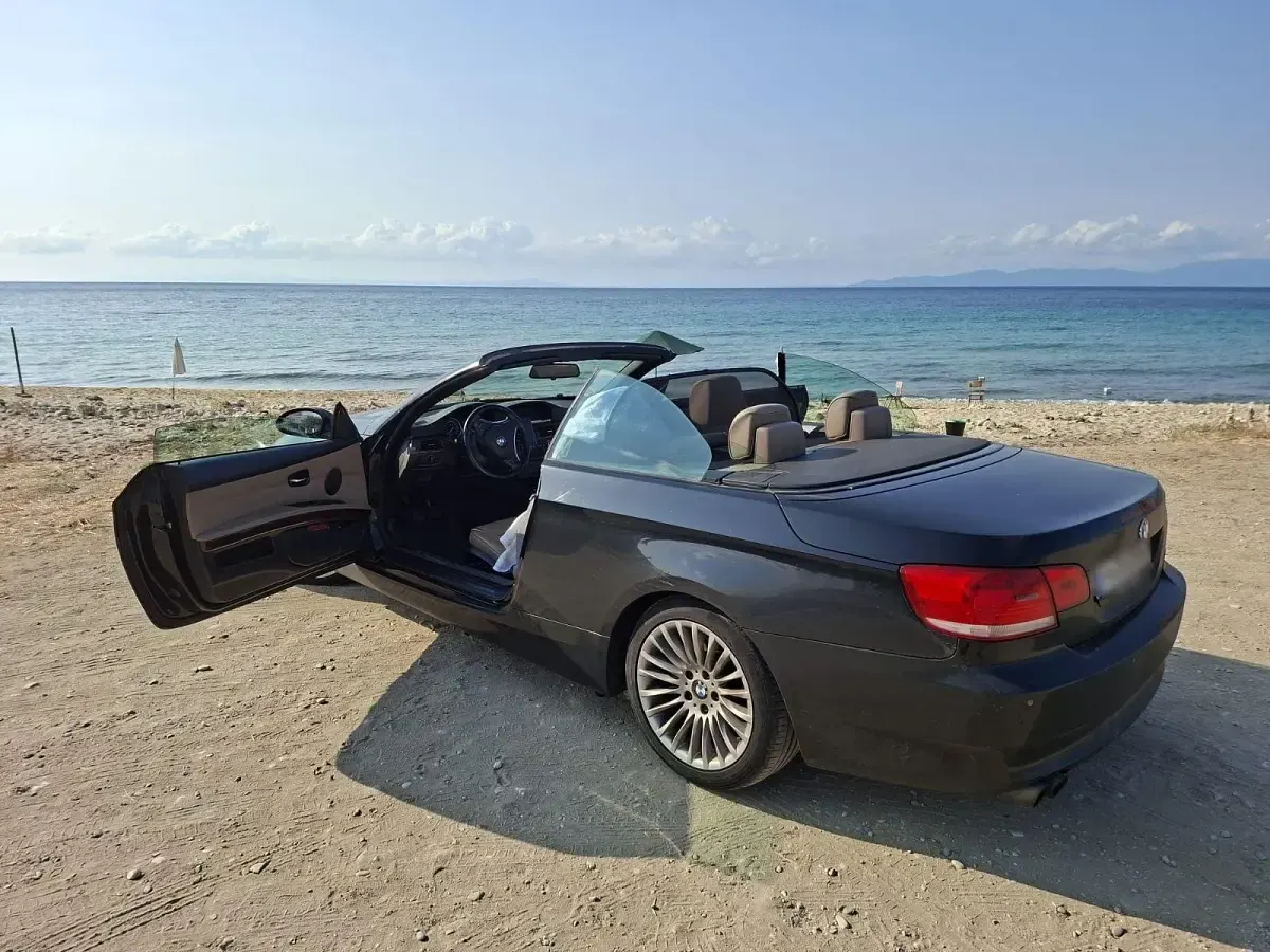 Gebraucht BMW 320 Cabriolet 170 PS (125 kW) 2007 Schwarz Cabrio