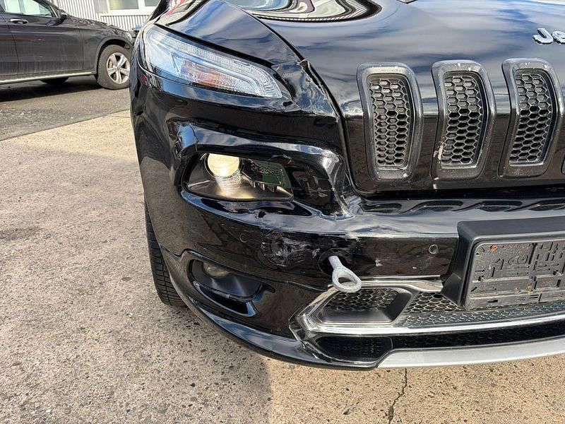 Gebraucht Jeep Cherokee Overland 200 PS (147 kW) 2017 Schwarz SUV