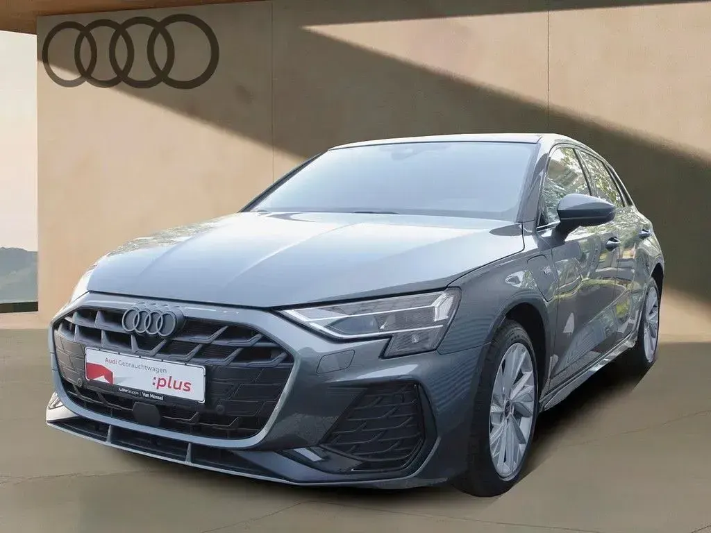 Gebraucht Audi A3 S-Line 204 PS (150 kW) 2025 Daytonagrau perleffekt Limousine