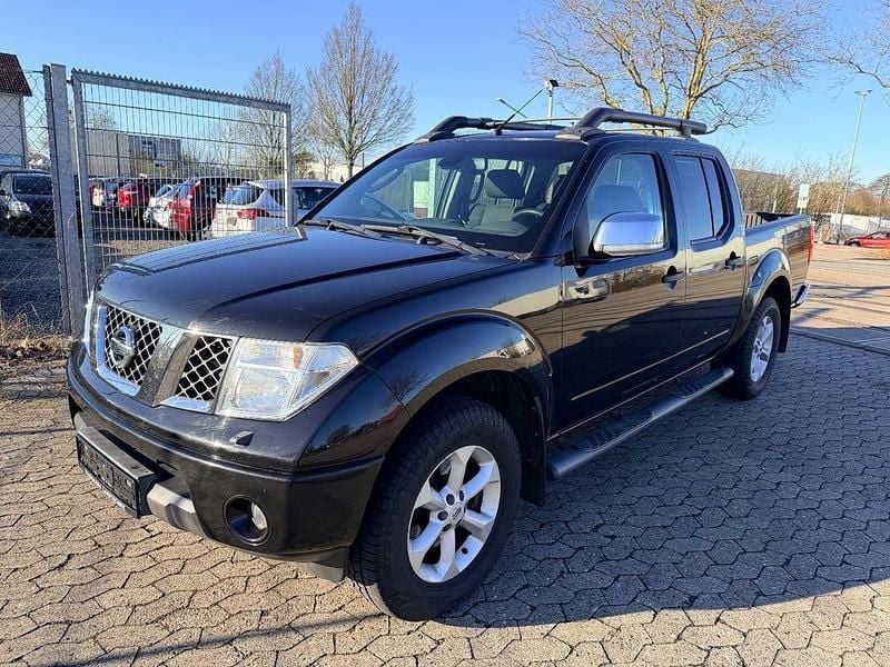 Gebraucht Nissan Navara 171 PS (125 kW) 2010 Schwarz Abholung