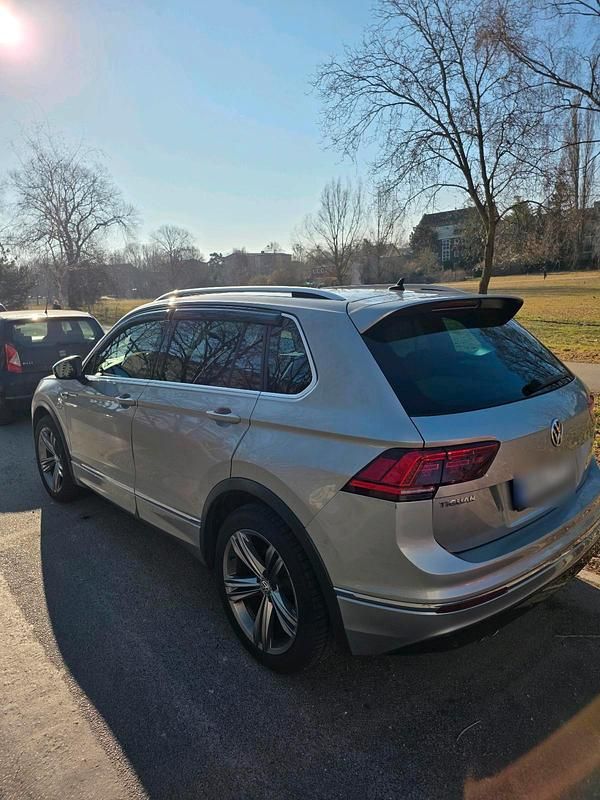 Gebraucht VW Tiguan 150 PS (110 kW) 2018 Silber SUV