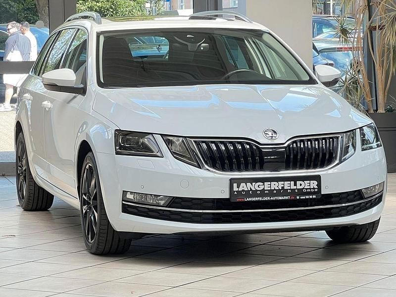 Gebraucht Skoda Octavia Style 150 PS (110 kW) 2019 Moonweiss metallic Kombi