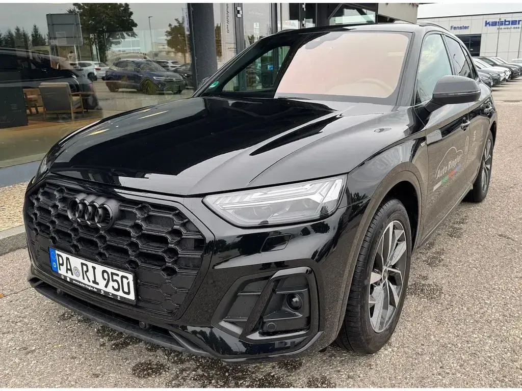 Gebraucht Audi Q5 S-Line 163 PS (119 kW) 2024 Schwarz SUV