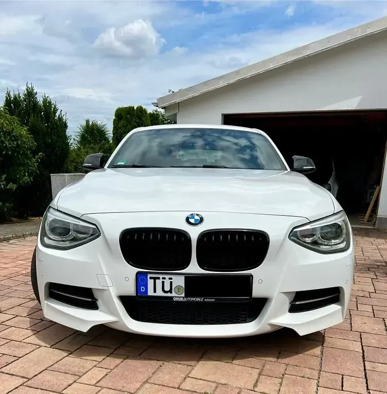 Gebraucht BMW M135 Sport Line 320 PS (235 kW) 2014 Weiß Kleinwagen