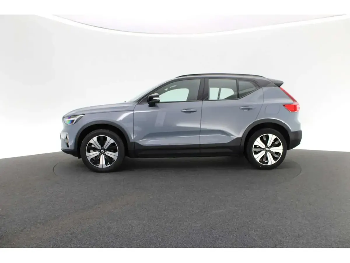 Gebraucht Volvo XC40 Core 169 kW (231 PS) 2023 Grau SUV