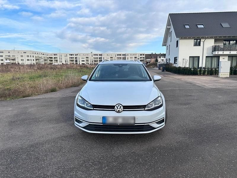Second-hand VW Golf VII Sound 150 CP (110 kW) 2017 Alb Break