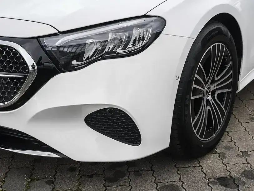 Gebraucht Mercedes E200 Avantgarde 204 PS (150 kW) 2024 Unilack polarweiß uni Limousine