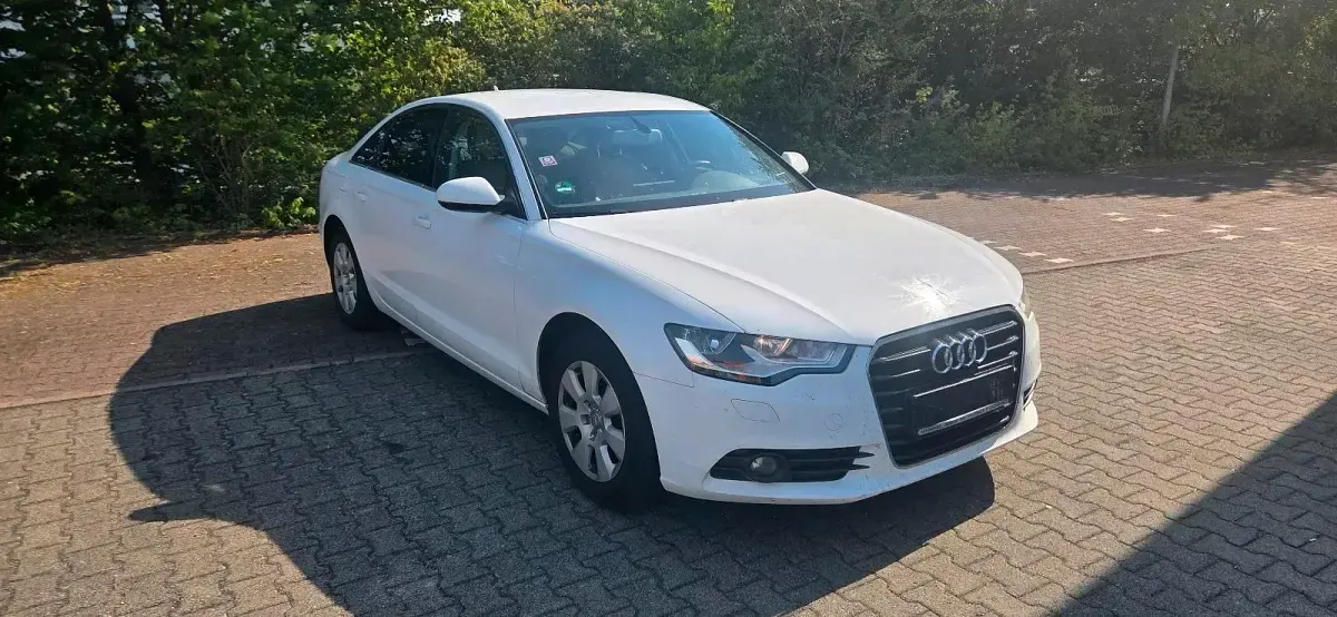 Gebraucht Audi A6 177 PS (130 kW) 2011 Limousine