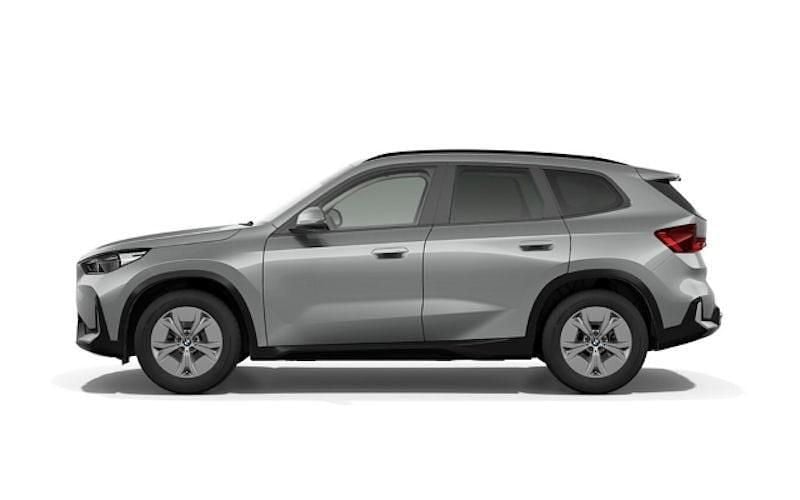 Neu BMW iX1 150 kW (204 PS) 2026 Silber SUV