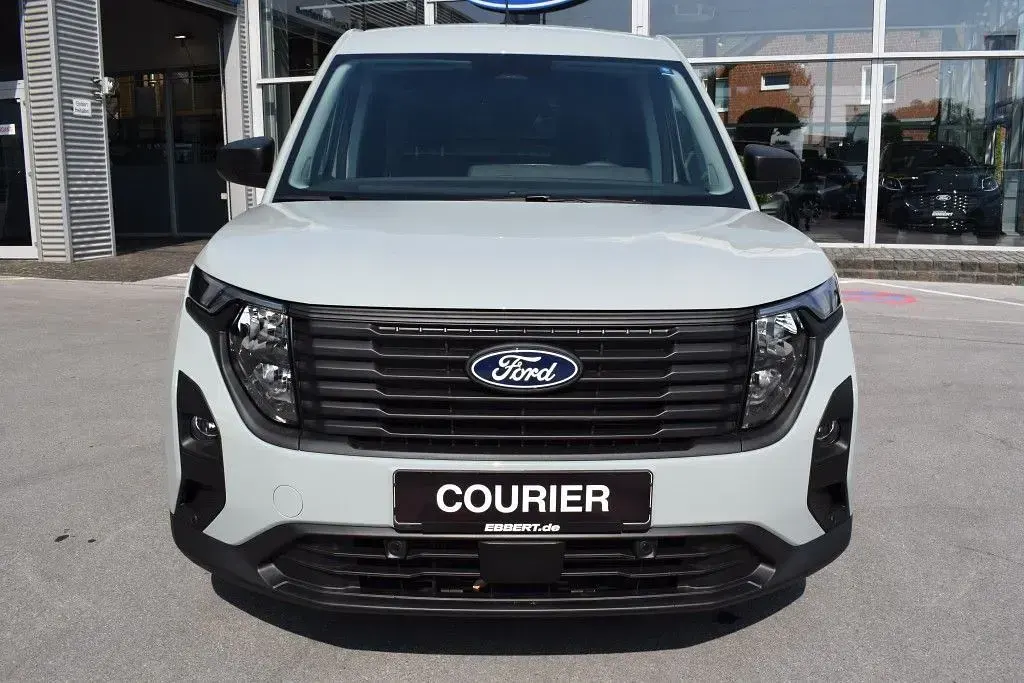 Neu Ford Courier Trend 125 PS (91 kW) 2025 Cactus grey Van / Kleinbus