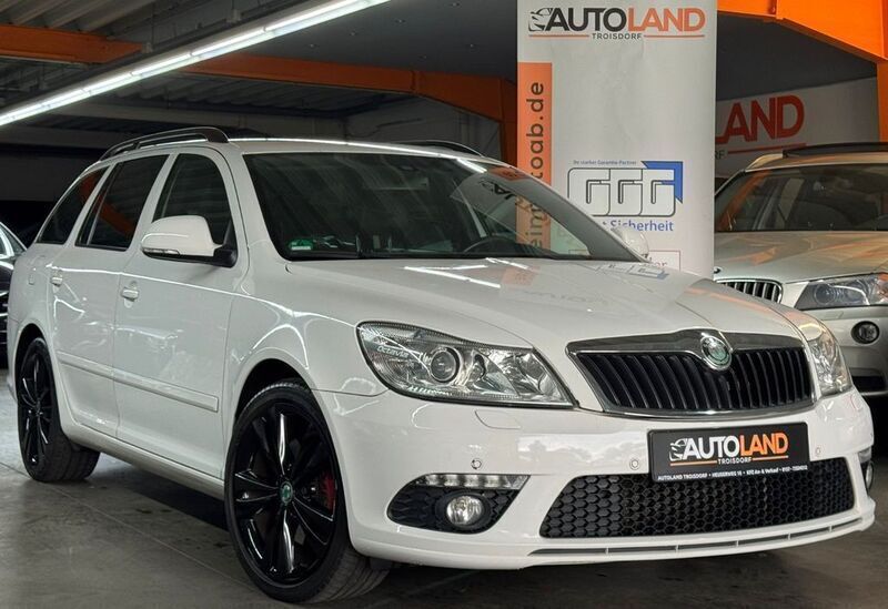 Weiß Gebraucht 2013 Skoda Octavia RS Kombi | 6.800 € (Superpreis) - Bild 1/4