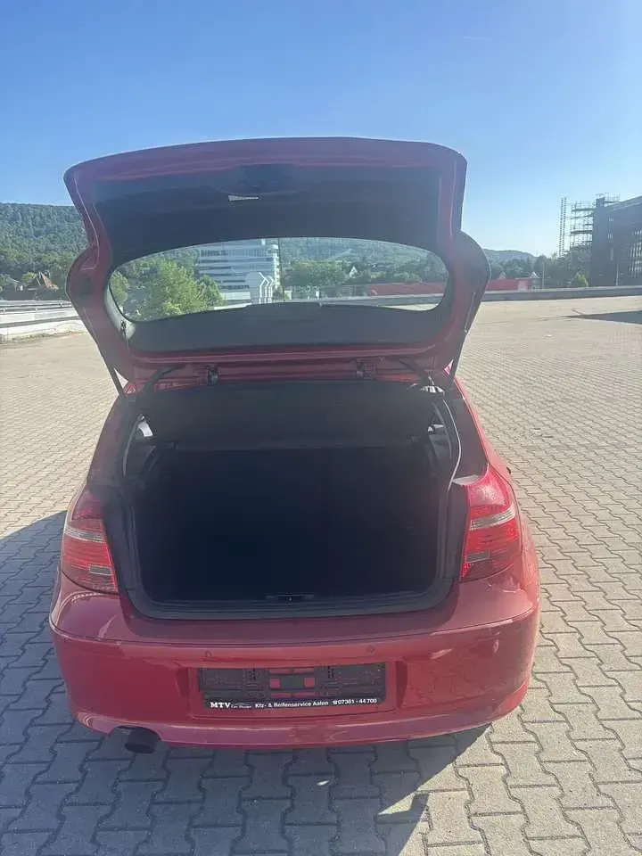 Gebraucht BMW 116 122 PS (89 kW) 2008 Kleinwagen