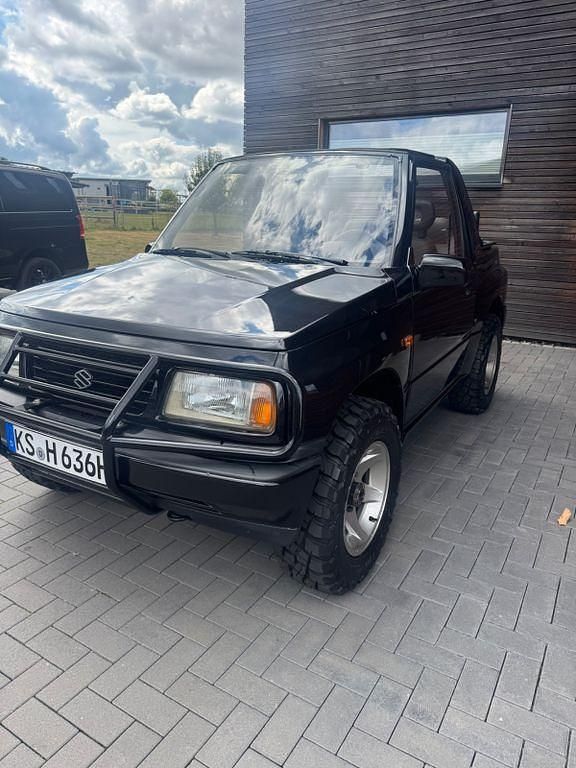 Schwarz Gebraucht 1990 Suzuki Vitara SUV | 14.999 € - Bild 1/4