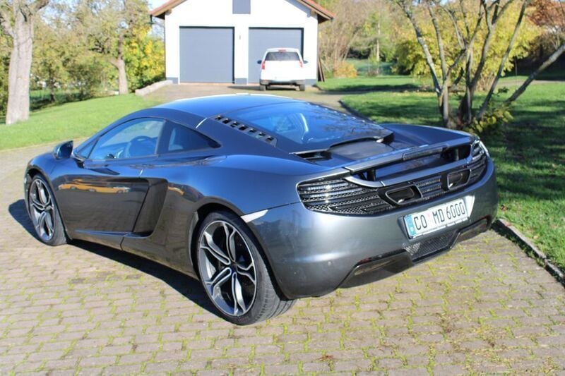 Gebraucht McLaren MP4-12C 625 PS (459 kW) 2012 Grau (metallic) Coupé