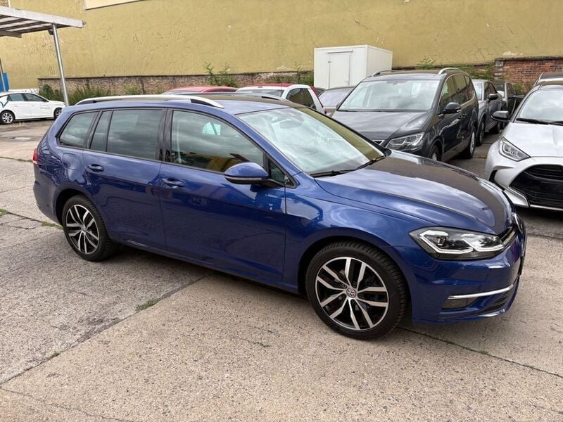 Blau Gebraucht 2019 VW Golf VII Join Kombi | 18.190 € (Guter Preis) - Bild 1/4