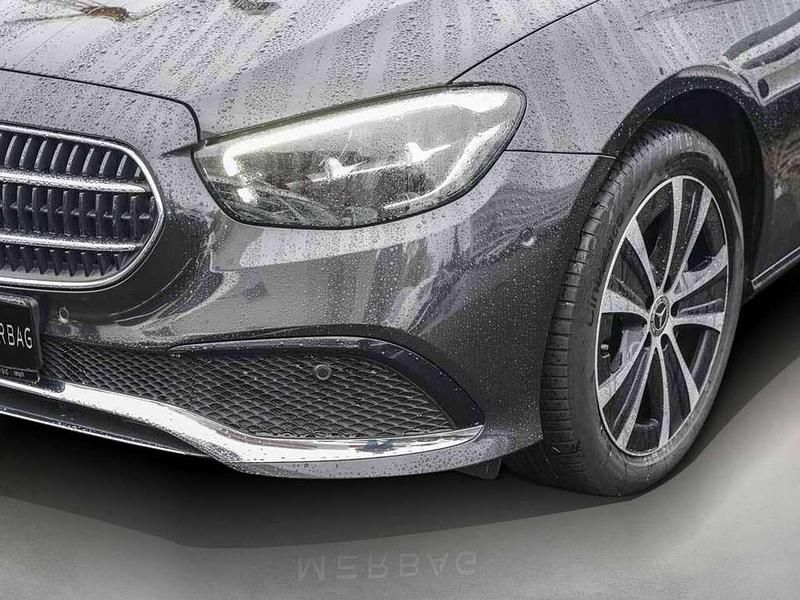 Gebraucht Mercedes E300 Avantgarde 306 PS (225 kW) 2022 Graphitgrau Limousine
