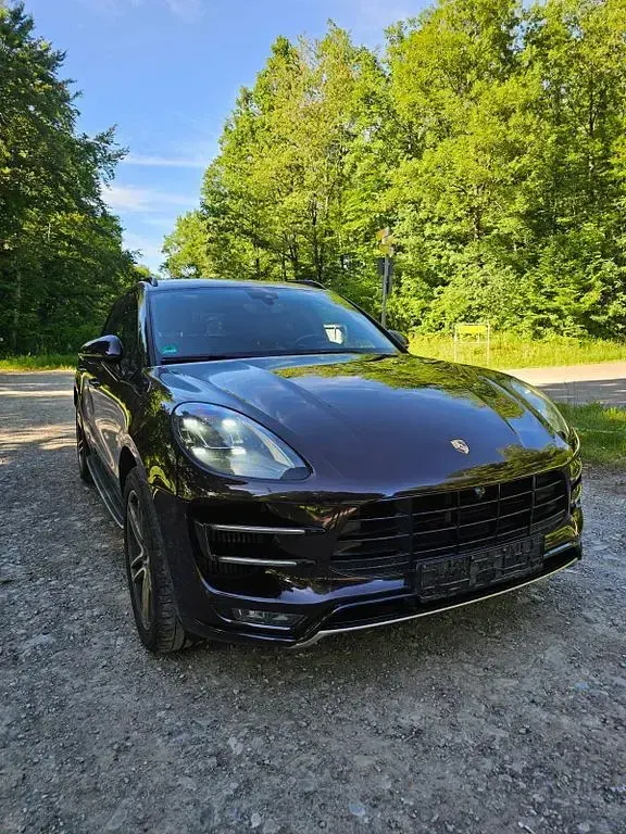 Gebraucht Porsche Macan Turbo Performance Package 441 PS (324 kW) 2017 Braun SUV