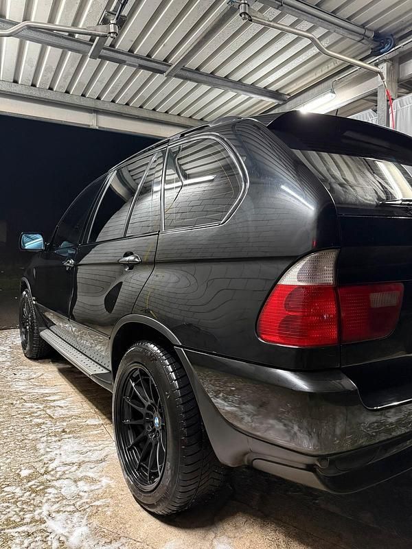 Schwarz Gebraucht 2003 BMW X5 SUV | 4.680 € (Superpreis) - Bild 1/4