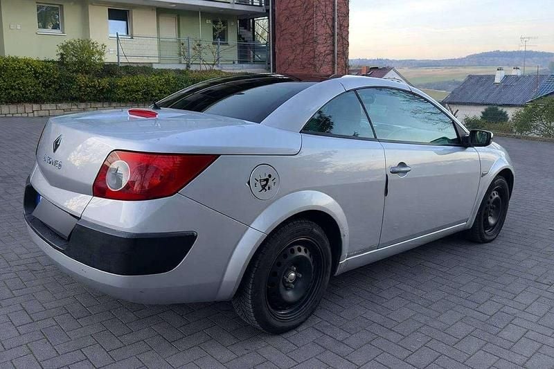 Gebraucht Renault Mégane Cabriolet 135 PS (99 kW) 2004 Grau Cabrio