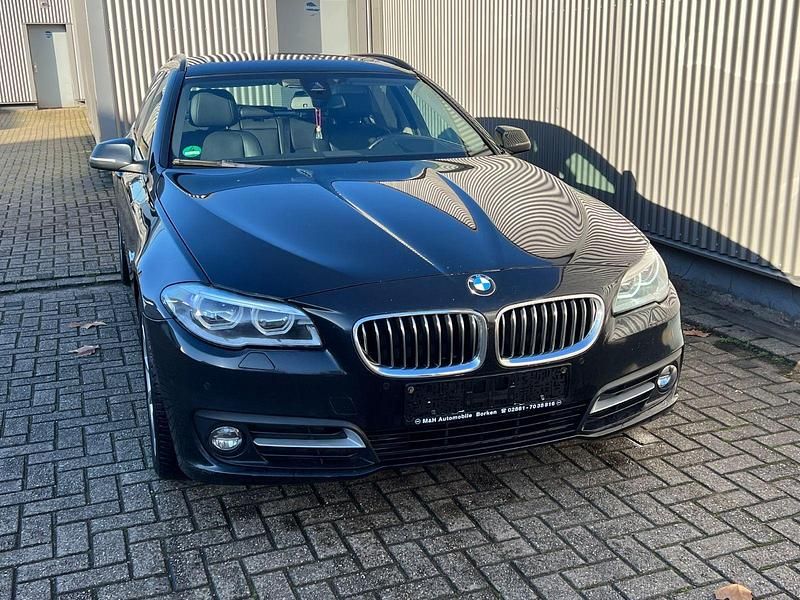 Schwarz Gebraucht 2016 BMW 530 Performance Kombi | 9.800 € (Guter Preis) - Bild 1/4