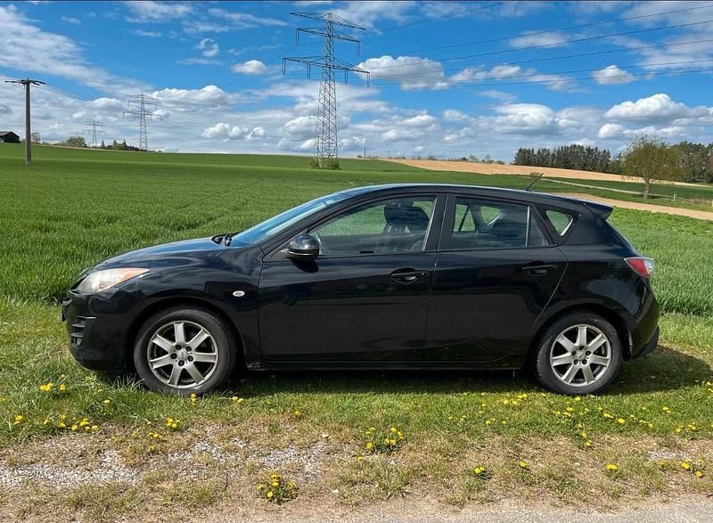 Schwarz Gebraucht 2009 Mazda 3 Limousine | 2.700 € (Fairer Preis) - Bild 1/4