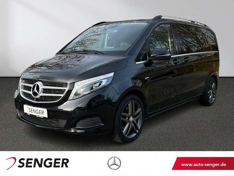 Obsidianschwarz Gebraucht 2017 Mercedes E250 Avantgarde Kombi | 38.450 € (Fairer Preis) - Bild 1/4
