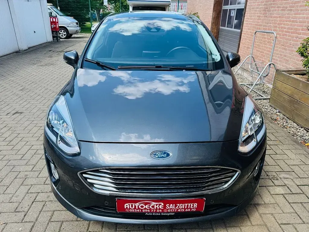Gebraucht Ford Fiesta 75 PS (55 kW) 2021 Grau Kleinwagen