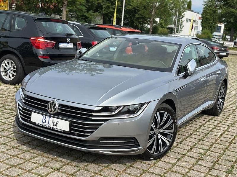 Silber Gebraucht 2018 VW Arteon Elegance Limousine | 18.400 € (Fairer Preis) - Bild 1/4