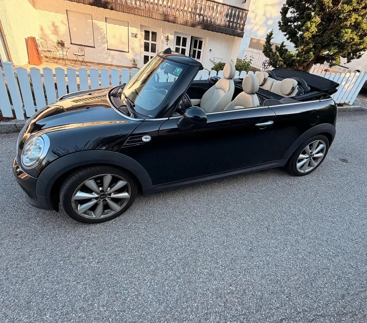 Gebraucht Mini Cooper Cabriolet 122 PS (89 kW) 2012 Schwarz Cabrio