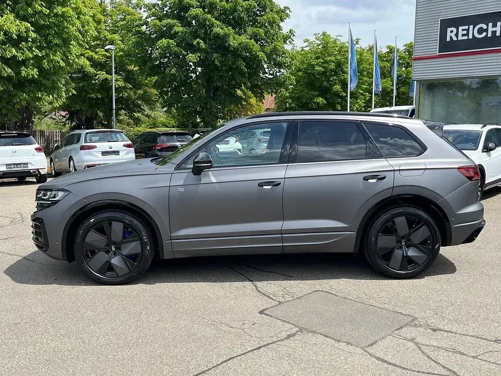 Neu VW Touareg R 462 PS (339 kW) 2026 Grau SUV