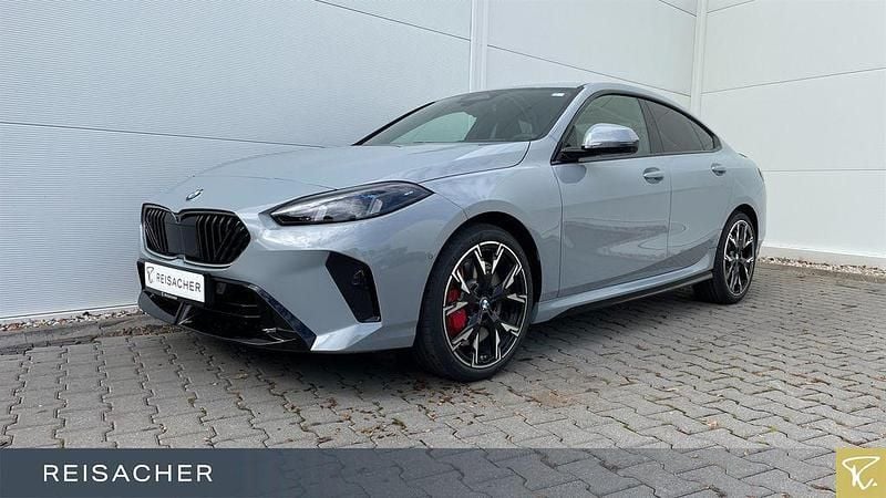 M brooklyn grau metallic Neu 2025 BMW 223 M Sport Coupé | 52.390 € - Bild 1/4