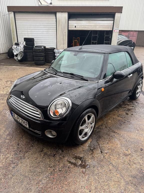 Gebraucht Mini Cooper Cabriolet 122 PS (89 kW) 2010 Schwarz Cabrio