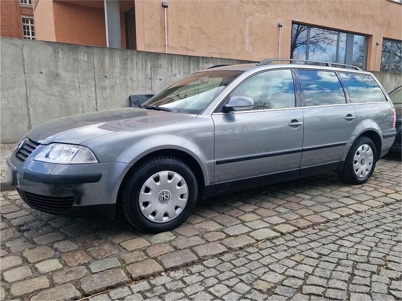 Gebraucht VW Passat 130 PS (95 kW) 2004 Grau Kombi