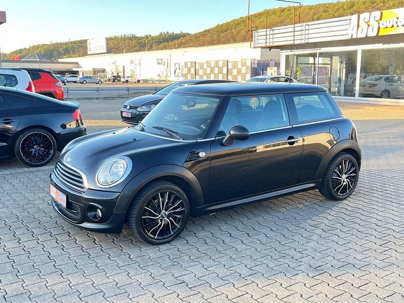 Second-hand Mini ONE 98 CP (72 kW) 2012 Negru Hatchback