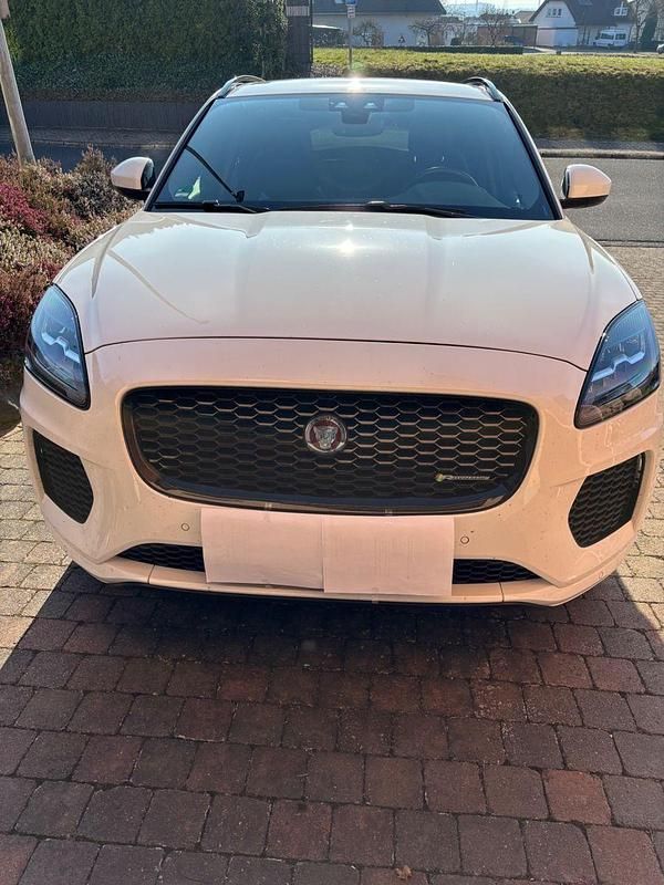 Gebraucht Jaguar E-Pace R-Dynamic 179 PS (131 kW) 2018 Weiß SUV