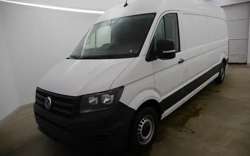 Gebraucht VW Crafter 177 PS (130 kW) 2025 Weiß Van