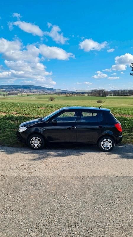 Gebraucht Skoda Fabia 60 PS (44 kW) 2009 Schwarz Kleinwagen
