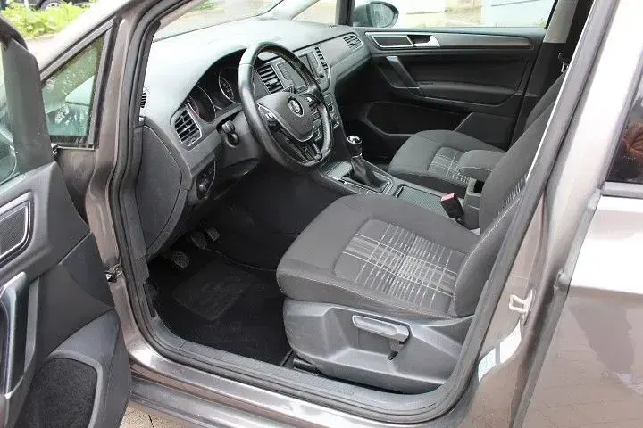 Gebraucht VW Golf Sportsvan 110 PS (80 kW) 2015 Beige Van / Kleinbus